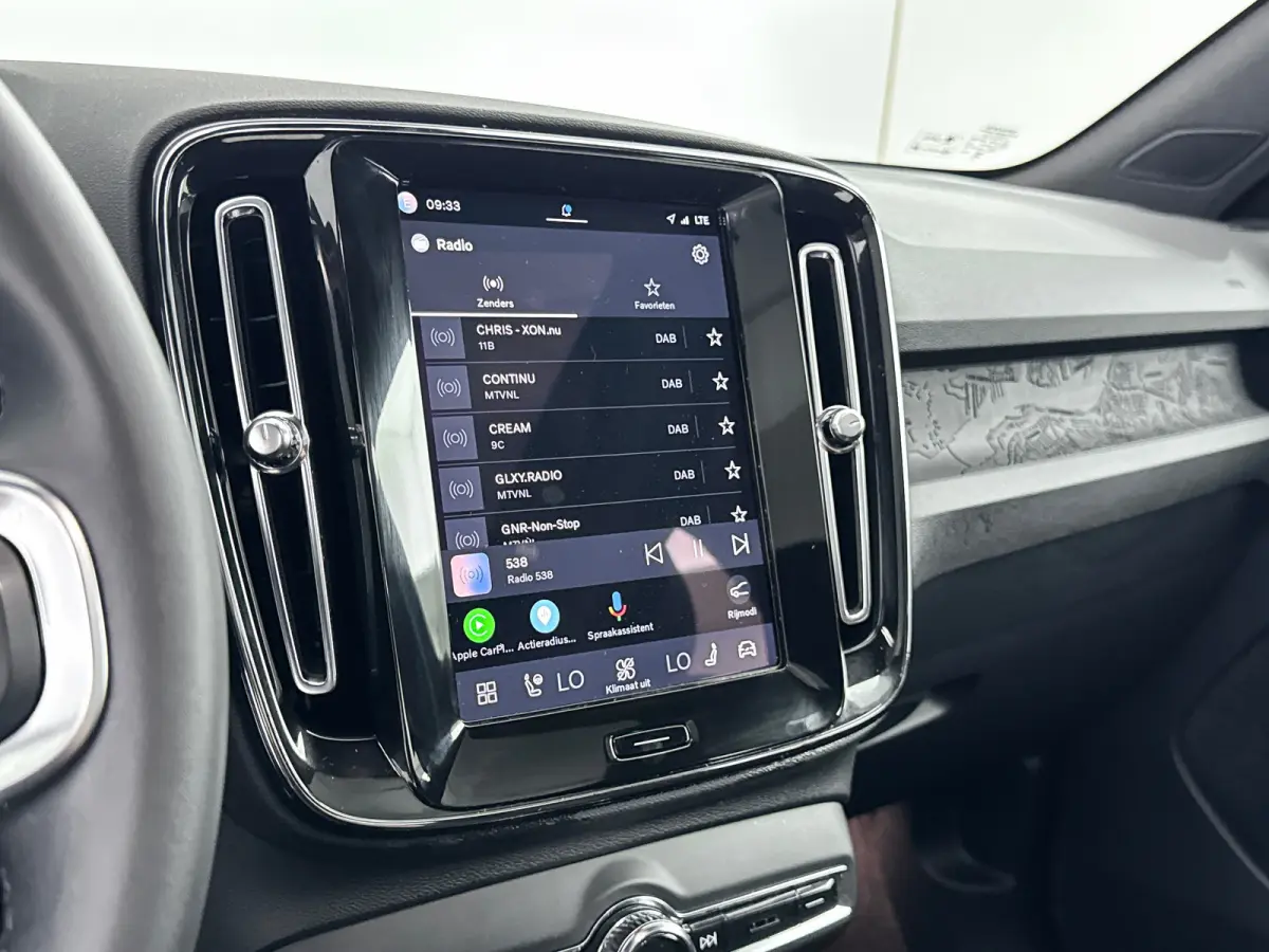 Single Motor Extended Range Plus 82 kWh | 19" Allseason | Adaptieve Cruise | BLIS | Stoel/Stuurverwarming | Keyless | Panoramadak | Warmtepomp
