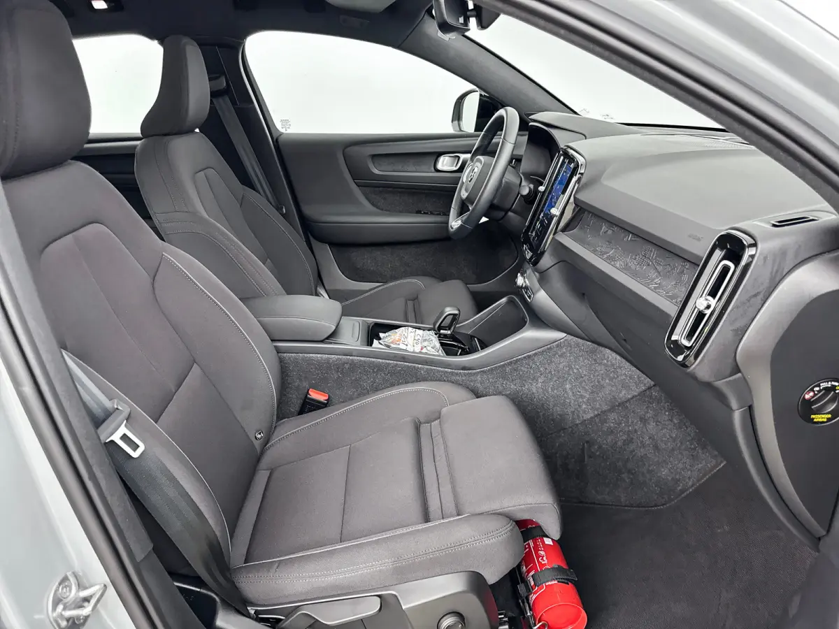 Single Motor Extended Range Plus 82 kWh | 19" Allseason | Adaptieve Cruise | BLIS | Stoel/Stuurverwarming | Keyless | Panoramadak | Warmtepomp
