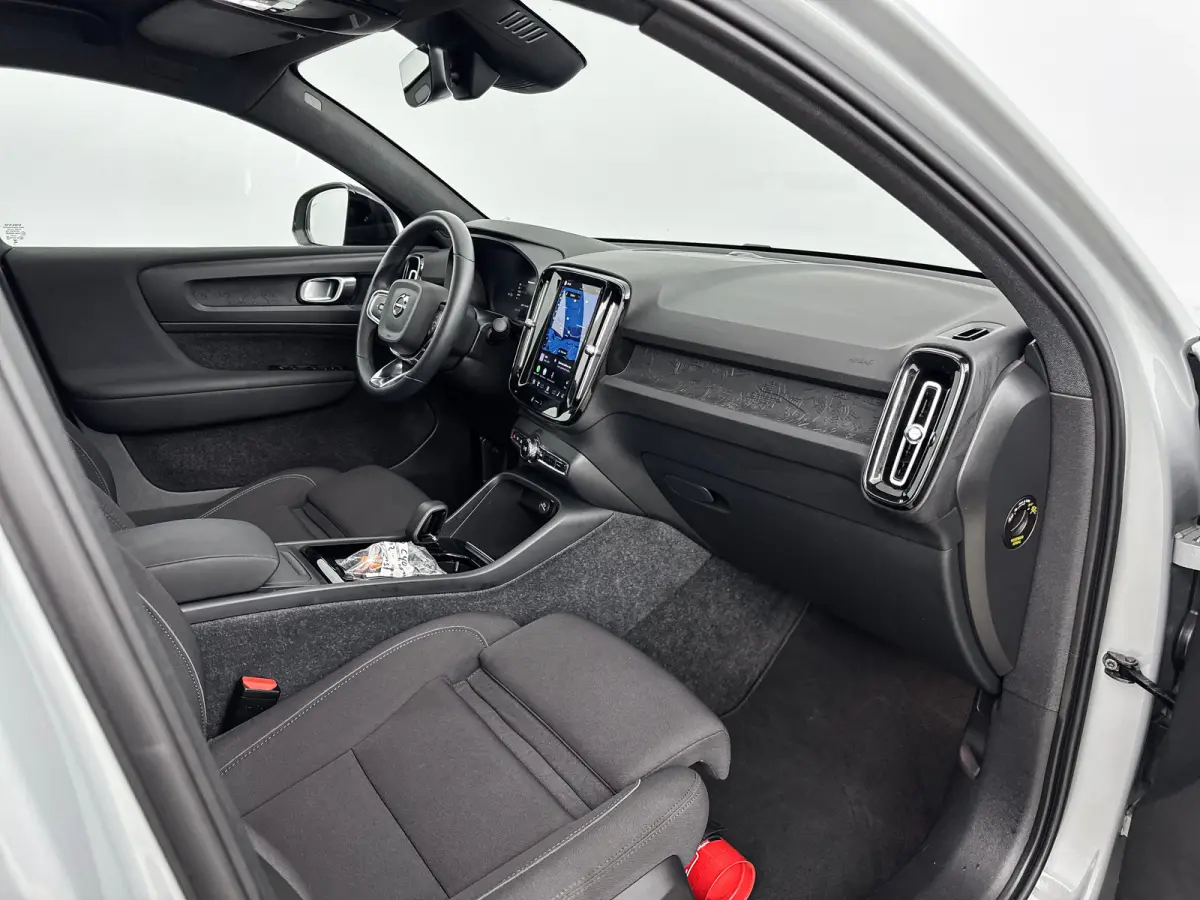 Single Motor Extended Range Plus 82 kWh | 19" Allseason | Adaptieve Cruise | BLIS | Stoel/Stuurverwarming | Keyless | Panoramadak | Warmtepomp