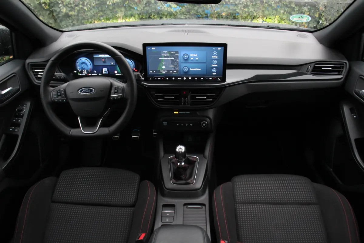 1.0 EcoBoost Hybrid ST Line X | Panoramadak | Adaptive Cruise | Elektr Achterklep | Stoel-/Stuurverwarming | 18 inch velgen | Keyless | B&O