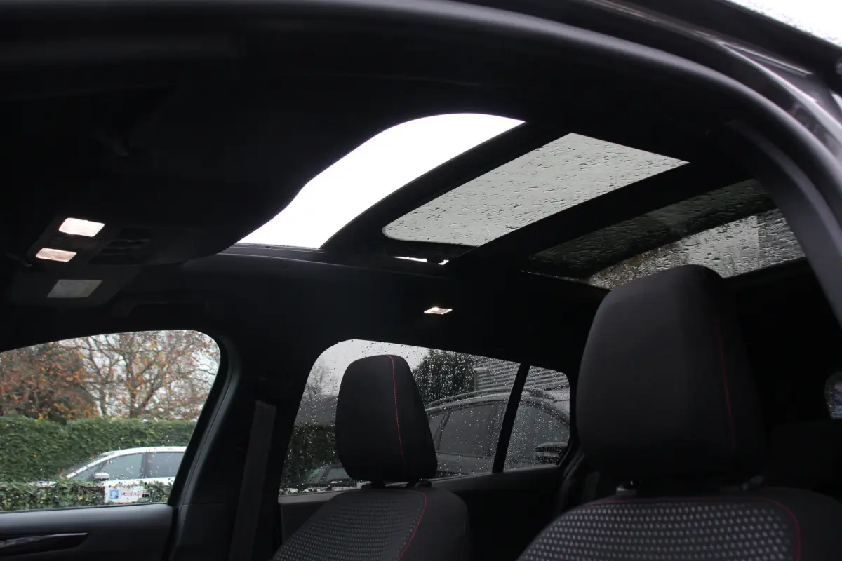 1.0 EcoBoost Hybrid ST Line X | Panoramadak | Adaptive Cruise | Elektr Achterklep | Stoel-/Stuurverwarming | 18 inch velgen | Keyless | B&O