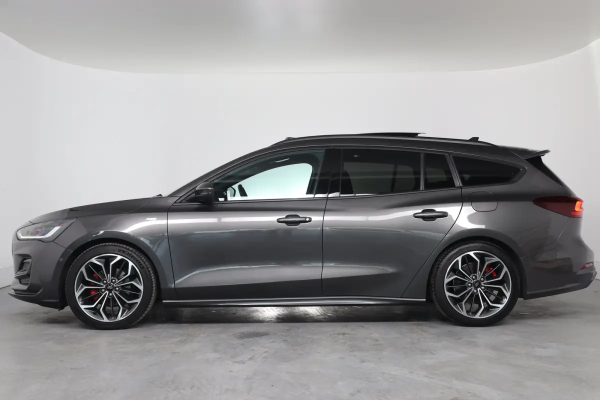 1.0 EcoBoost Hybrid ST Line X | Open Dak | LED | Winterpack | B&O | AGR Stoel | Cruise Adaptive | Camera | BLIS | Clima | Keyless | 18'' Lichtmetalen Velgen