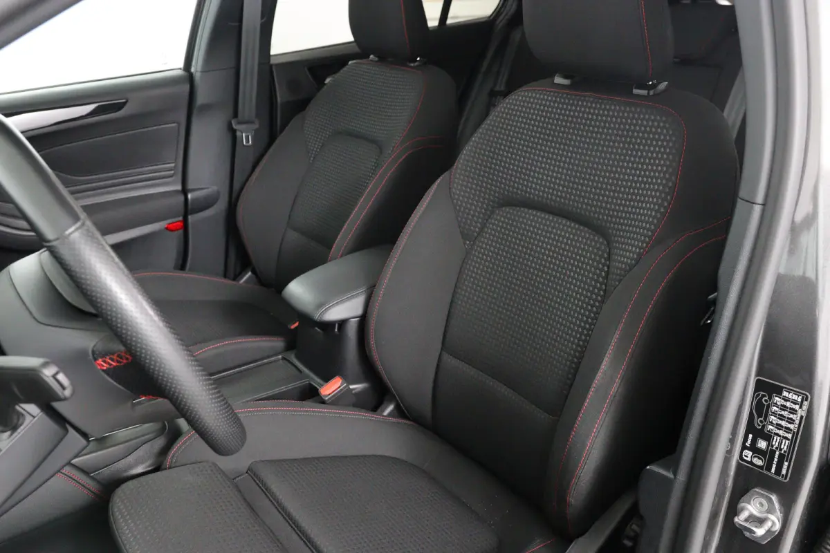 1.0 EcoBoost Hybrid ST Line X | Open Dak | LED | Winterpack | B&O | AGR Stoel | Cruise Adaptive | Camera | BLIS | Clima | Keyless | 18'' Lichtmetalen Velgen