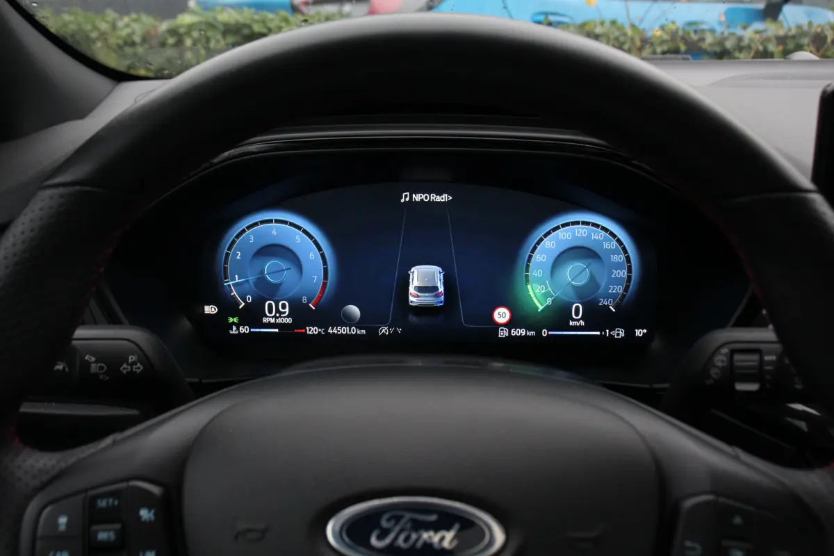 1.0 EcoBoost Hybrid ST Line X | Panoramadak | Adaptive Cruise | Elektr Achterklep | Stoel-/Stuurverwarming | 18 inch velgen | Keyless | B&O