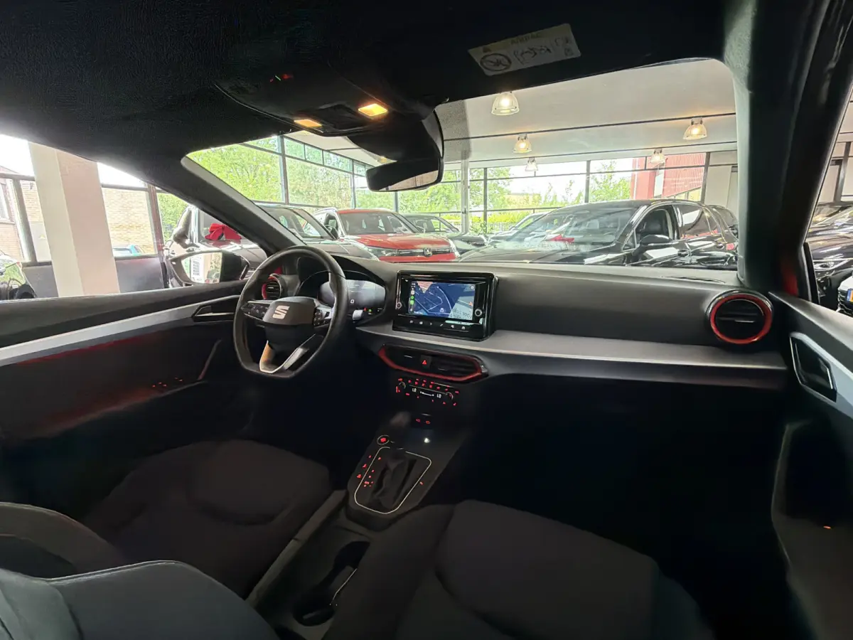 TSI 116PK DSG FR-SPORT CAMERA/CARPLAY/STOELVERWARMING