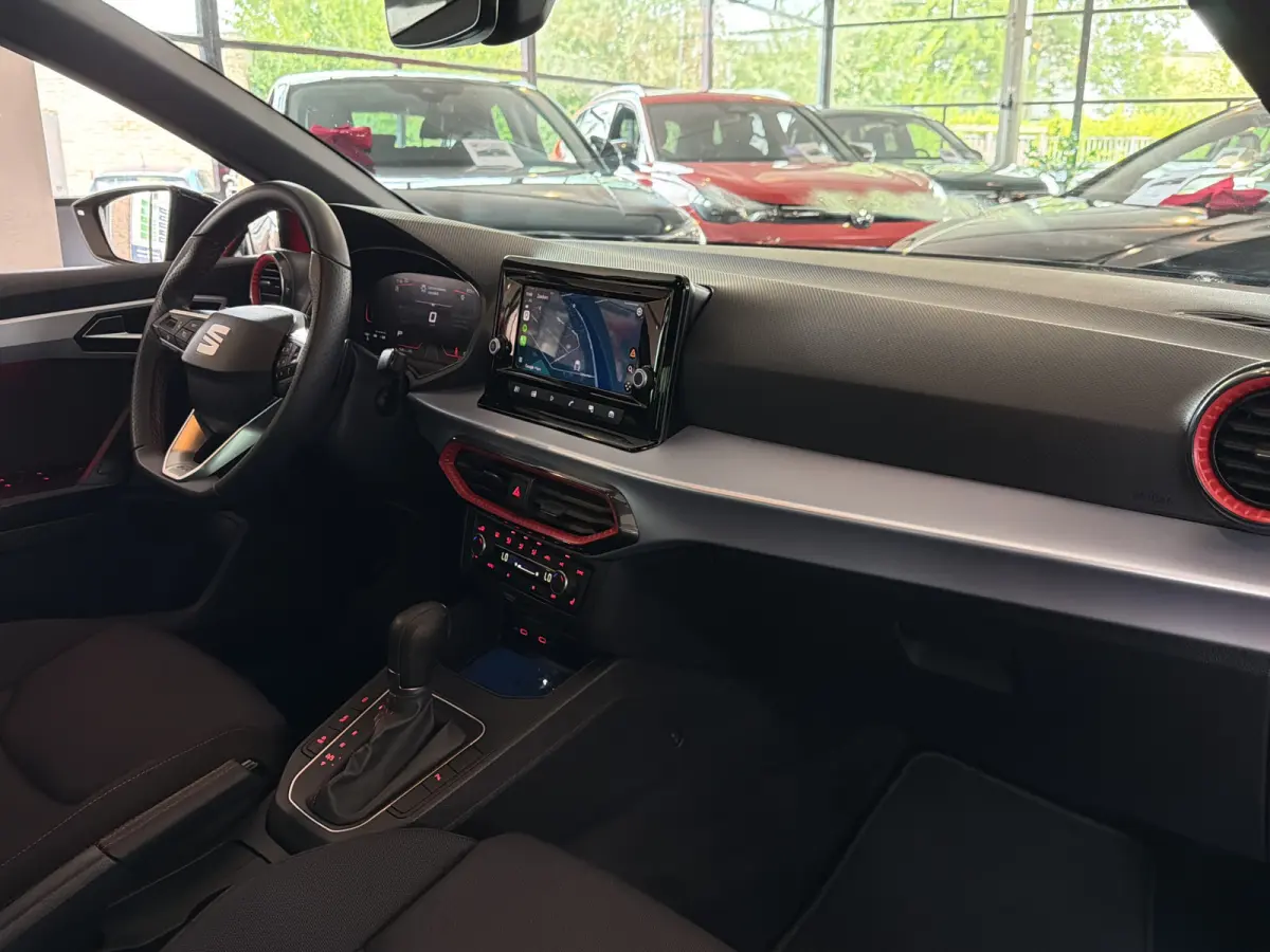 TSI 116PK DSG FR-SPORT CAMERA/CARPLAY/STOELVERWARMING