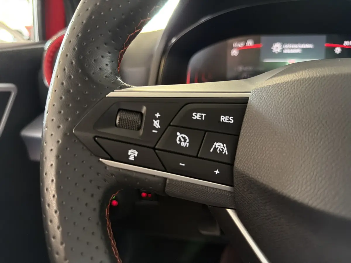 TSI 116PK DSG FR-SPORT CAMERA/CARPLAY/STOELVERWARMING