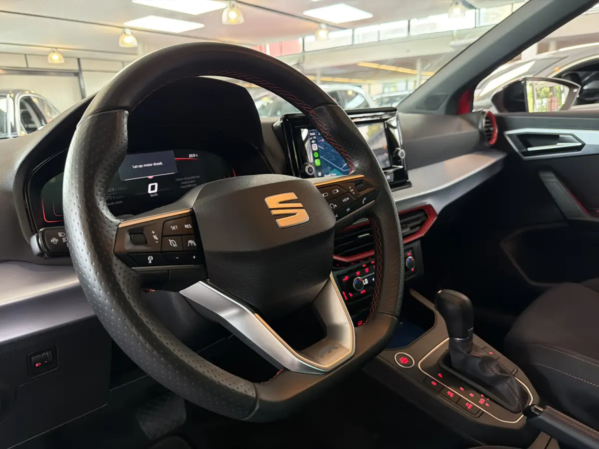 TSI 116PK DSG FR-SPORT CAMERA/CARPLAY/STOELVERWARMING