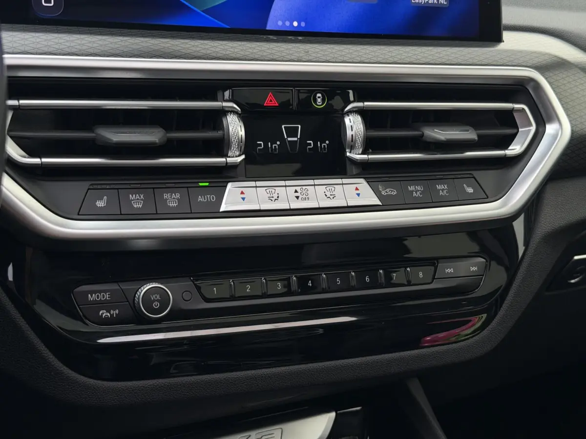xDrive30e M-Sport | Pano | HUD | ACC | Leder | memory | Harman Kardon