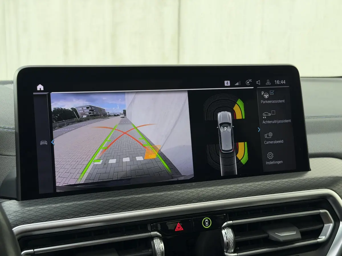 xDrive30e M-Sport | Pano | HUD | ACC | Leder | memory | Harman Kardon