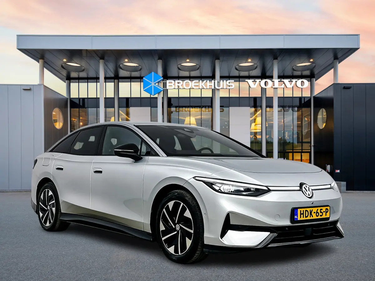 Pro S Business 86 kWh | 19" | Trekhaak | Head-Up | 360 Camera | Elektr. verst. Stoelen | Matrix LED | Stoel/Stuurverwarming | Adaptieve Cruise | BLIS | Keyless |