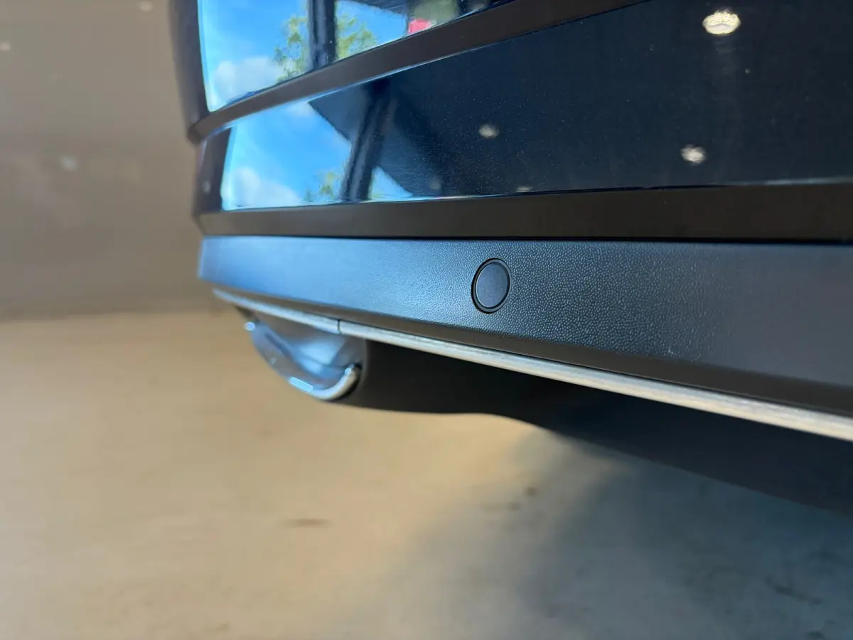 Laurin & Klement 1.4 TSI iV PHEV | Panoramadak | Trekhaak | Leder | Canton |