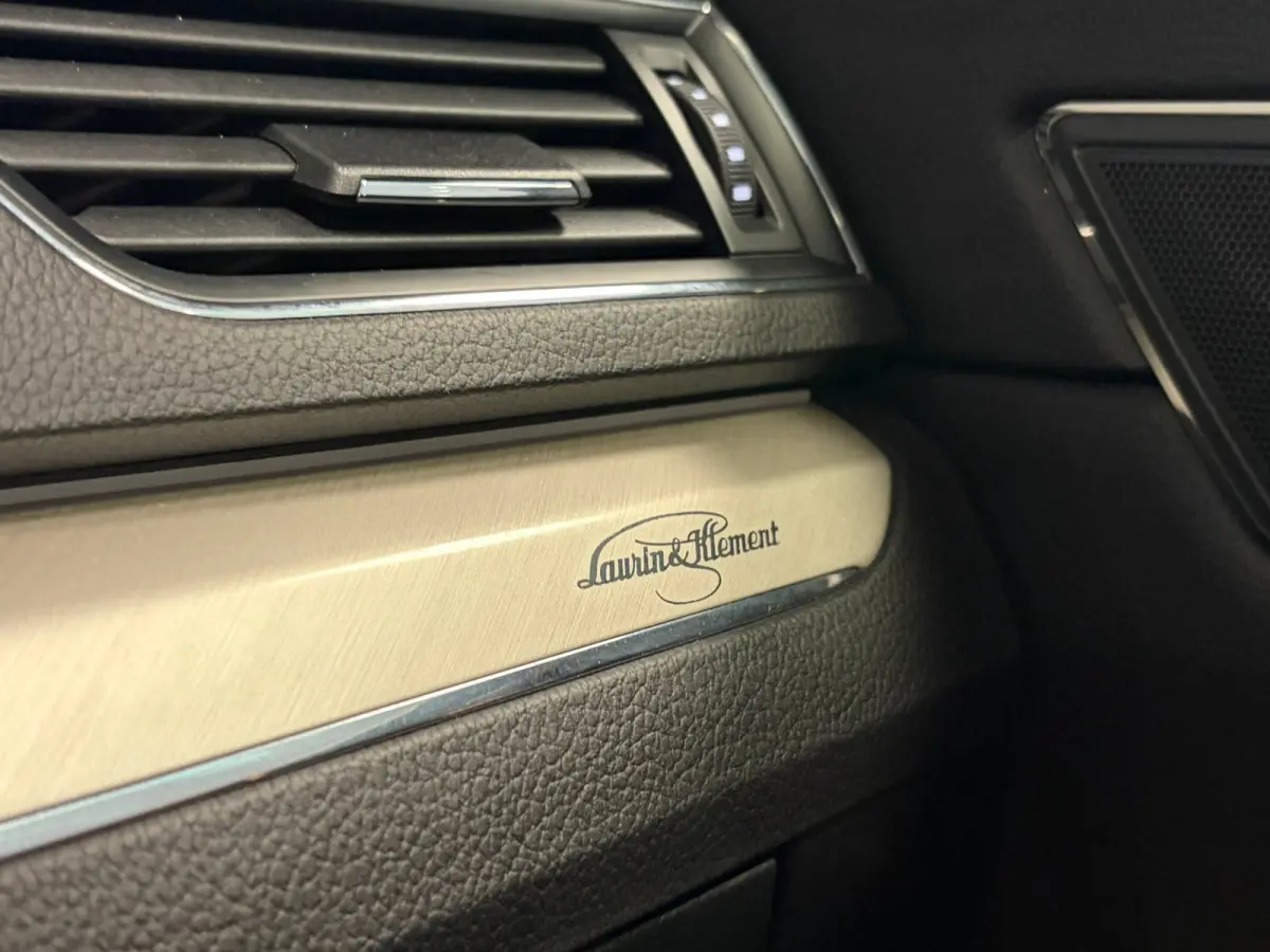 Laurin & Klement 1.4 TSI iV PHEV | Panoramadak | Trekhaak | Leder | Canton |