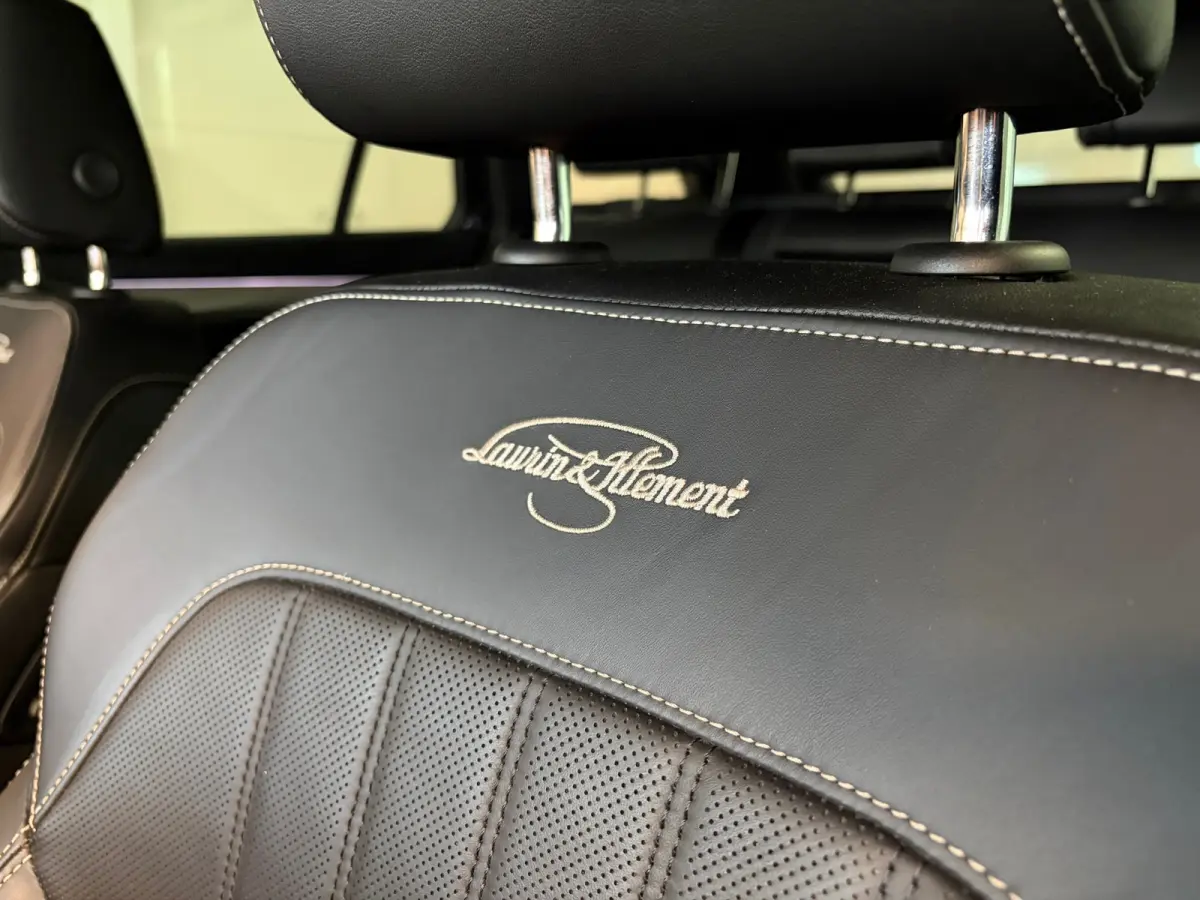 Laurin & Klement 1.4 TSI iV PHEV | Panoramadak | Trekhaak | Leder | Canton |