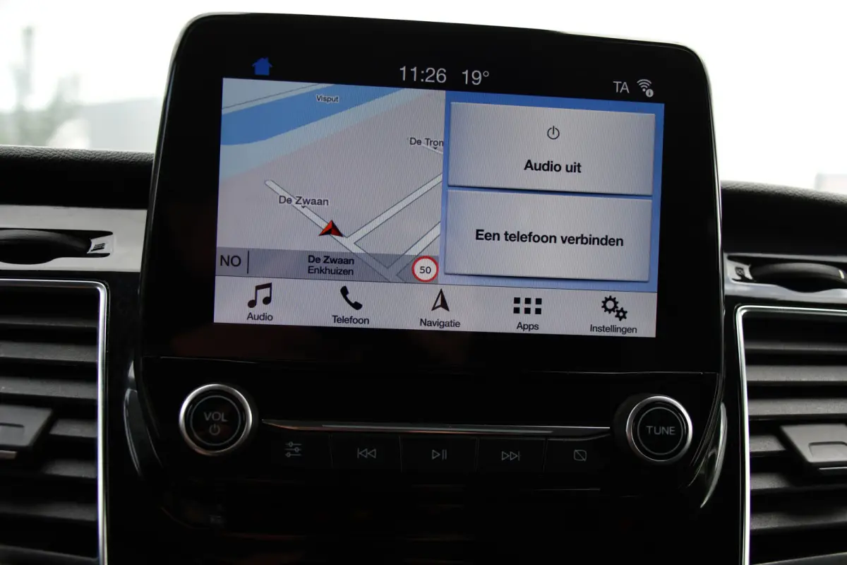 280 2.0 TDCI L1H1 PB Edition Limited Camera, Cruise, Carplay, Stoelverwarming, Trekhaak, 130pk, Multimedia, NAVI, Uniek!