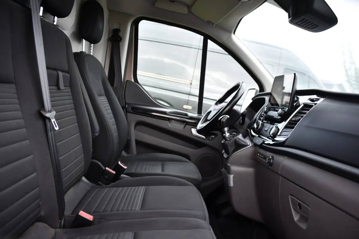 280 2.0 TDCI L1H1 PB Edition Limited Camera, Cruise, Carplay, Stoelverwarming, Trekhaak, 130pk, Multimedia, NAVI, Uniek!