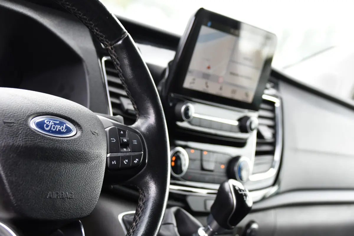 280 2.0 TDCI L1H1 PB Edition Limited Camera, Cruise, Carplay, Stoelverwarming, Trekhaak, 130pk, Multimedia, NAVI, Uniek!