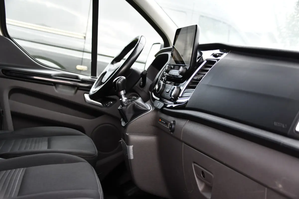 280 2.0 TDCI L1H1 PB Edition Limited Camera, Cruise, Carplay, Stoelverwarming, Trekhaak, 130pk, Multimedia, NAVI, Uniek!