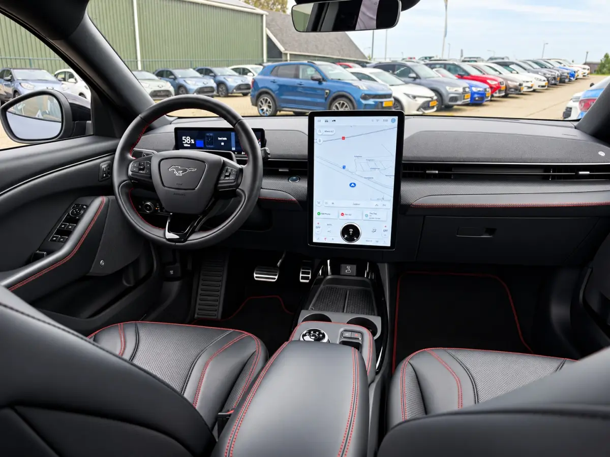 AWD 75 kWh | SOH 95.5 % | Trekhaak afn. | Ad cruise | Navi | Led | NL-auto