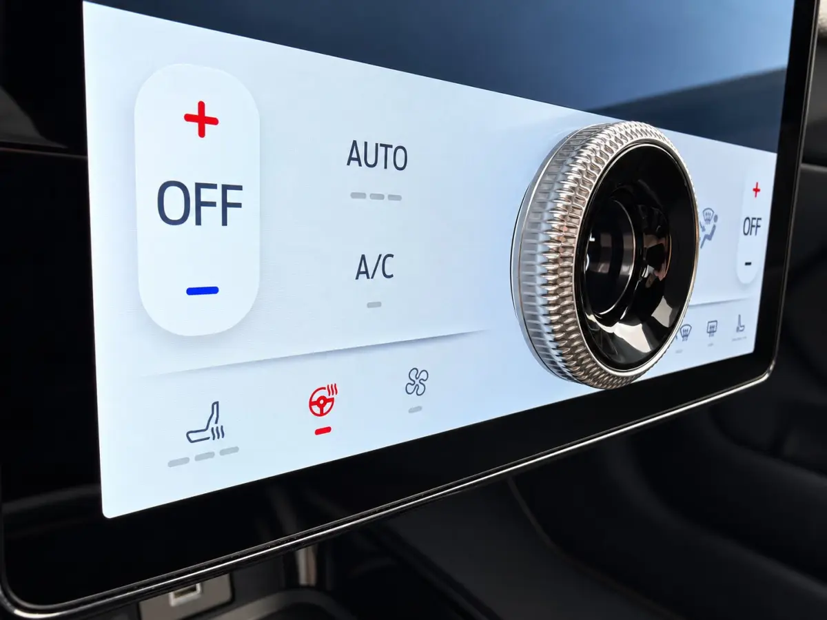 AWD 75 kWh | SOH 95.5 % | Trekhaak afn. | Ad cruise | Navi | Led | NL-auto