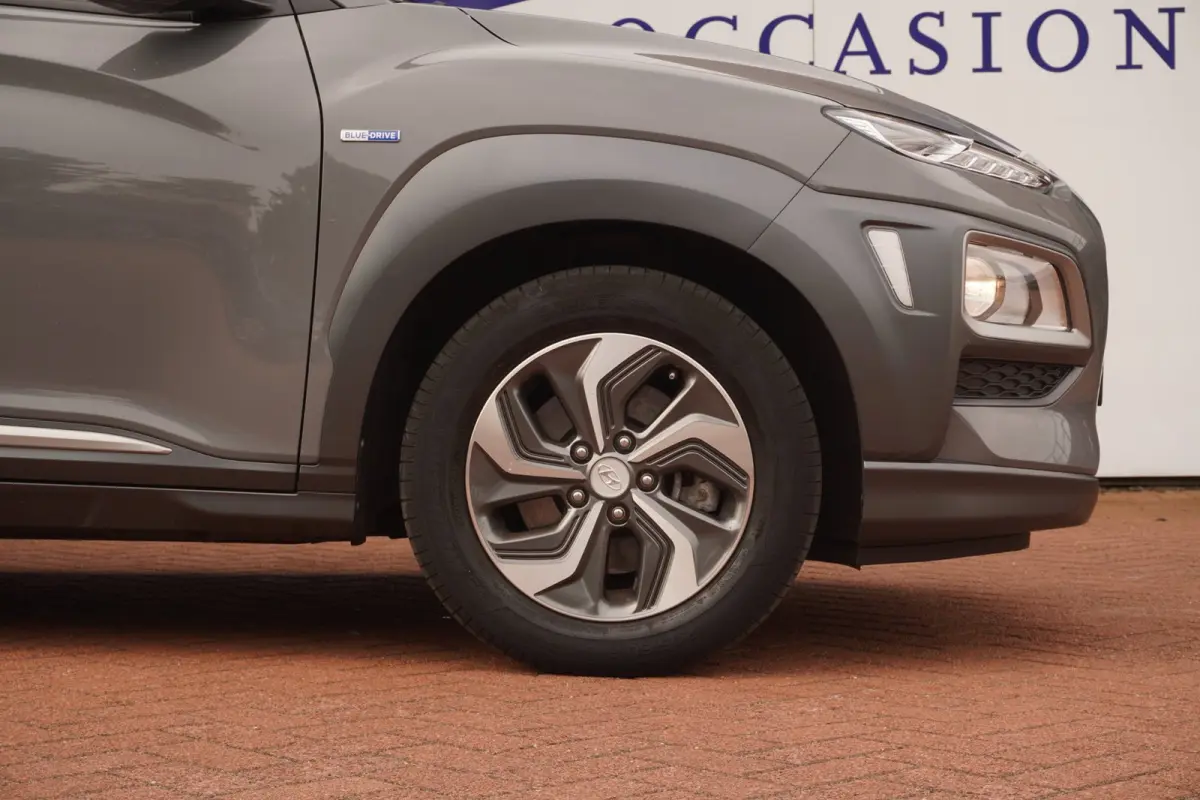 1.6 GDI HEV Fashion+Ecc+Navigatie+Camera+Cruise+Krell-Sound = ORIG/NL/TOP-KLEUR !