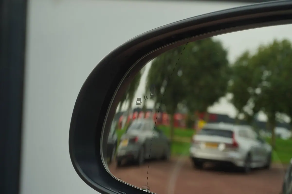 1.6 GDI HEV Fashion+Ecc+Navigatie+Camera+Cruise+Krell-Sound = ORIG/NL/TOP-KLEUR !