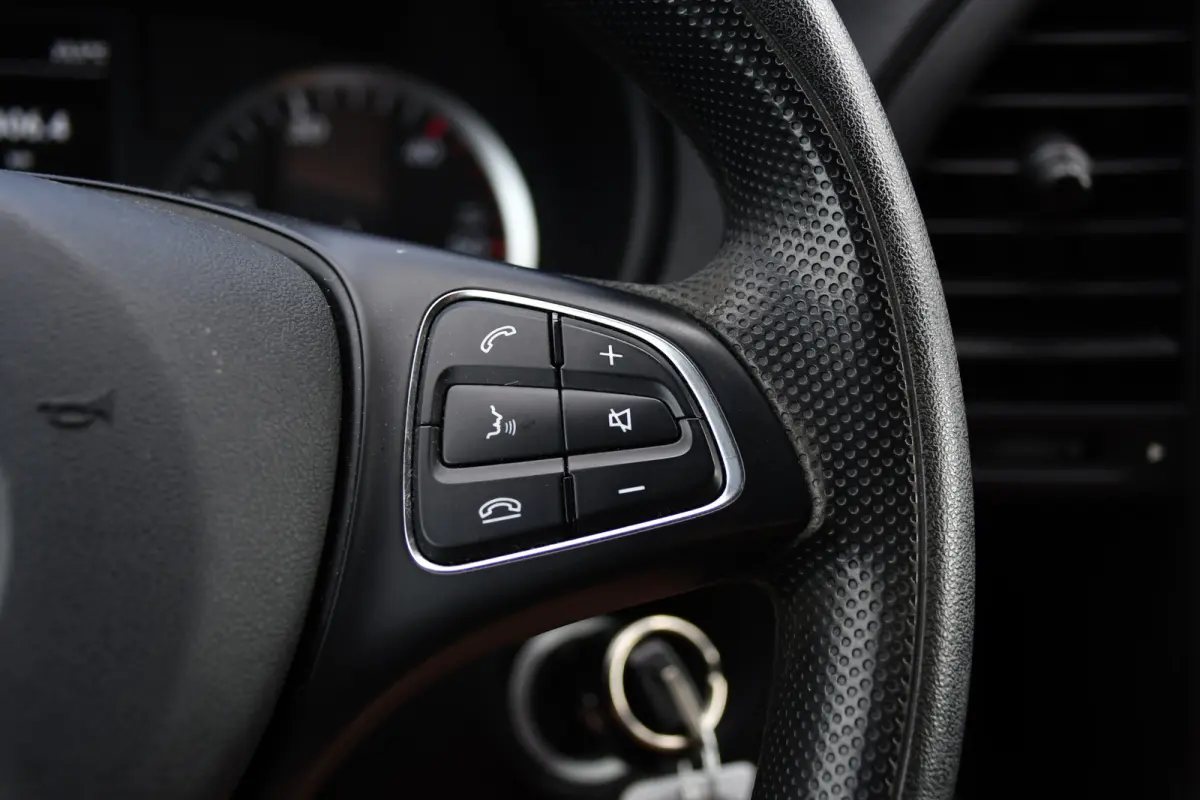111 CDI L2 Edition Camera, Cruise, Airco, 115pk, Multimedia, NAVI, Uniek!