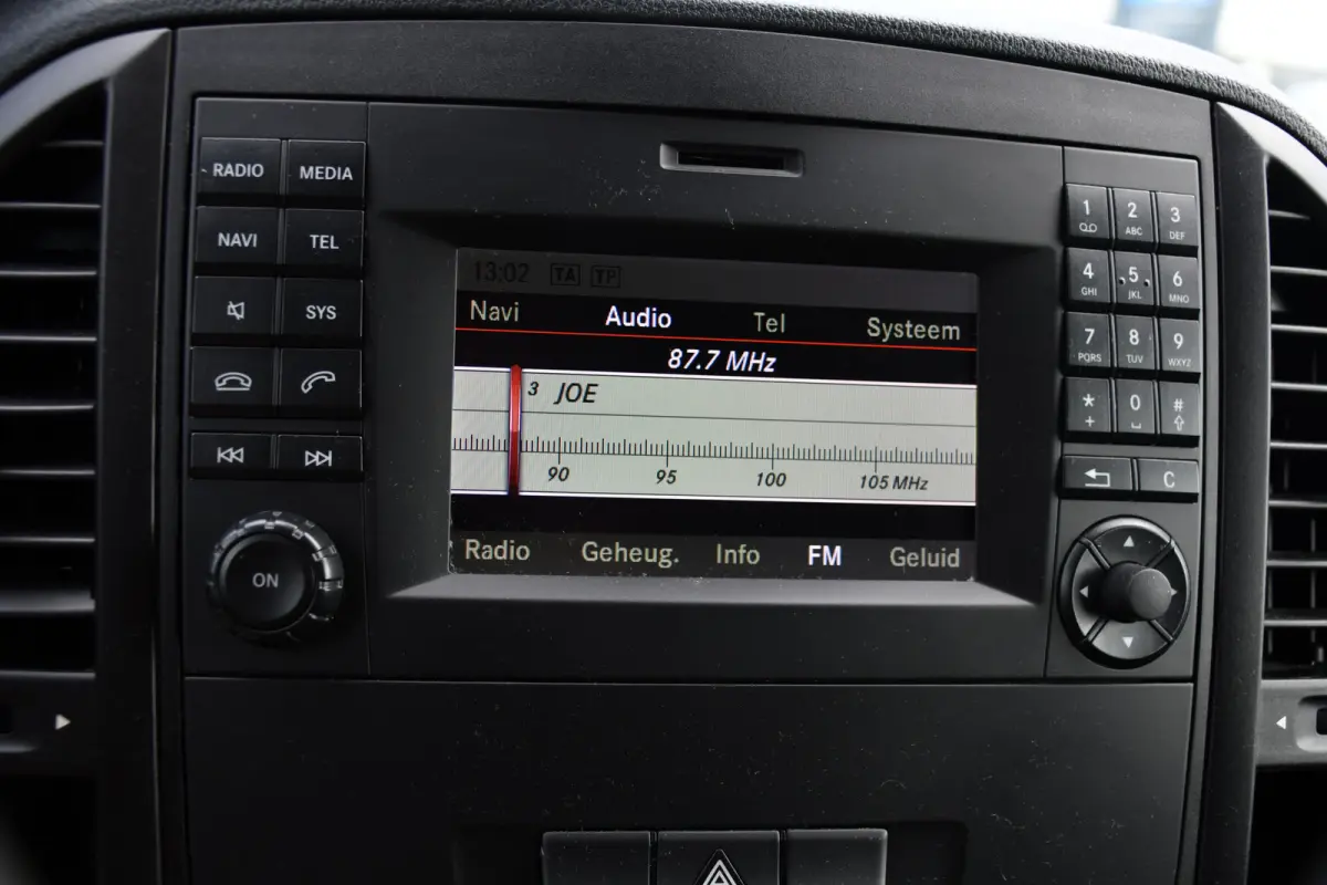 111 CDI L2 Edition Camera, Cruise, Airco, 115pk, Multimedia, NAVI, Uniek!