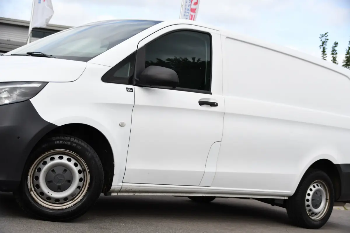 111 CDI L2 Edition Camera, Cruise, Airco, 115pk, Multimedia, NAVI, Uniek!