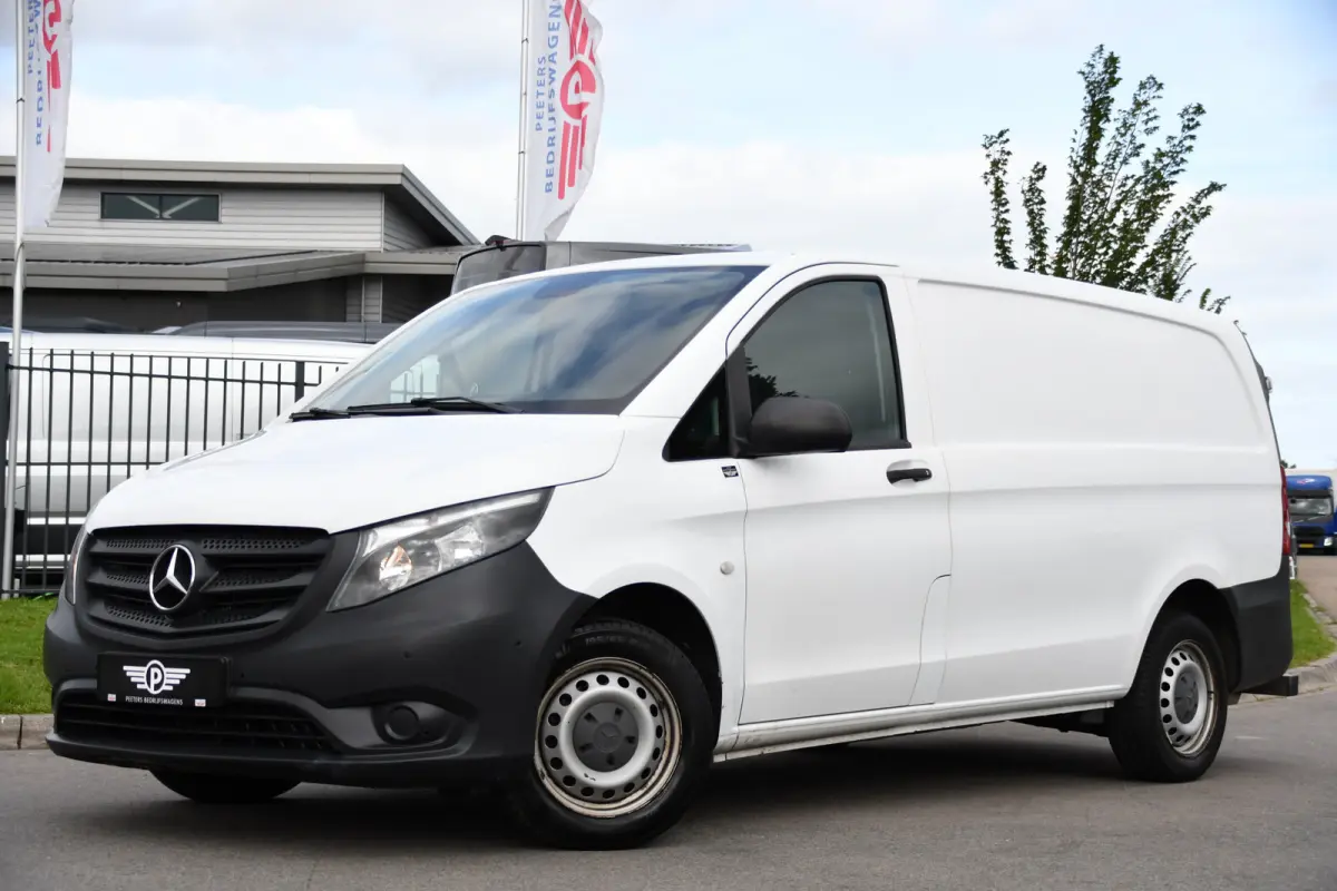 111 CDI L2 Edition Camera, Cruise, Airco, 115pk, Multimedia, NAVI, Uniek!