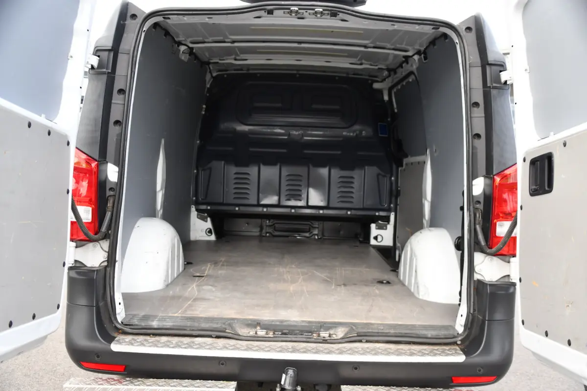 111 CDI L2 Edition Camera, Cruise, Airco, 115pk, Multimedia, NAVI, Uniek!