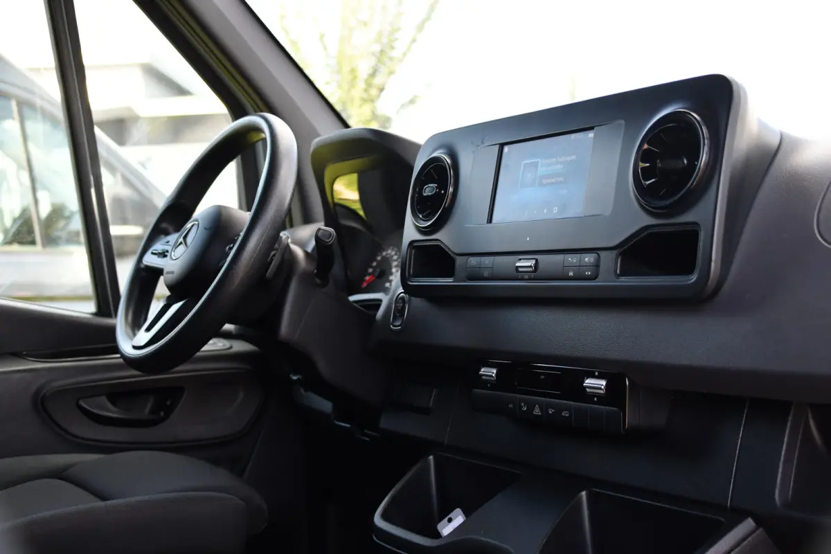 319 V6 3.0 CDI L2H2 PB Edition Camera, Cruise, Carplay, Multimedia, Automaat, Geveerde stoel, 190pk, Trekhaak, Uniek!