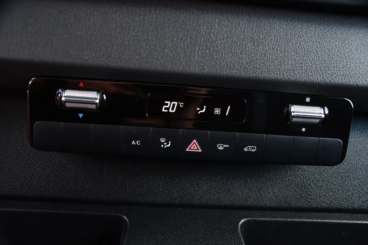 319 V6 3.0 CDI L2H2 PB Edition Camera, Cruise, Carplay, Multimedia, Automaat, Geveerde stoel, 190pk, Trekhaak, Uniek!