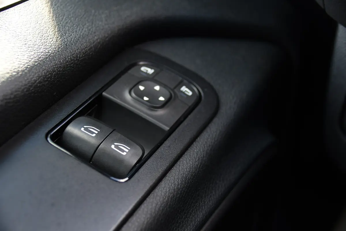 319 V6 3.0 CDI L2H2 PB Edition Camera, Cruise, Carplay, Multimedia, Automaat, Geveerde stoel, 190pk, Trekhaak, Uniek!