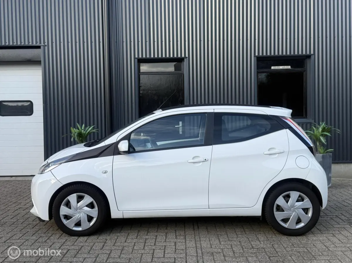 1.0 VVT-i x-sport* Cabrio *Trekhaak*