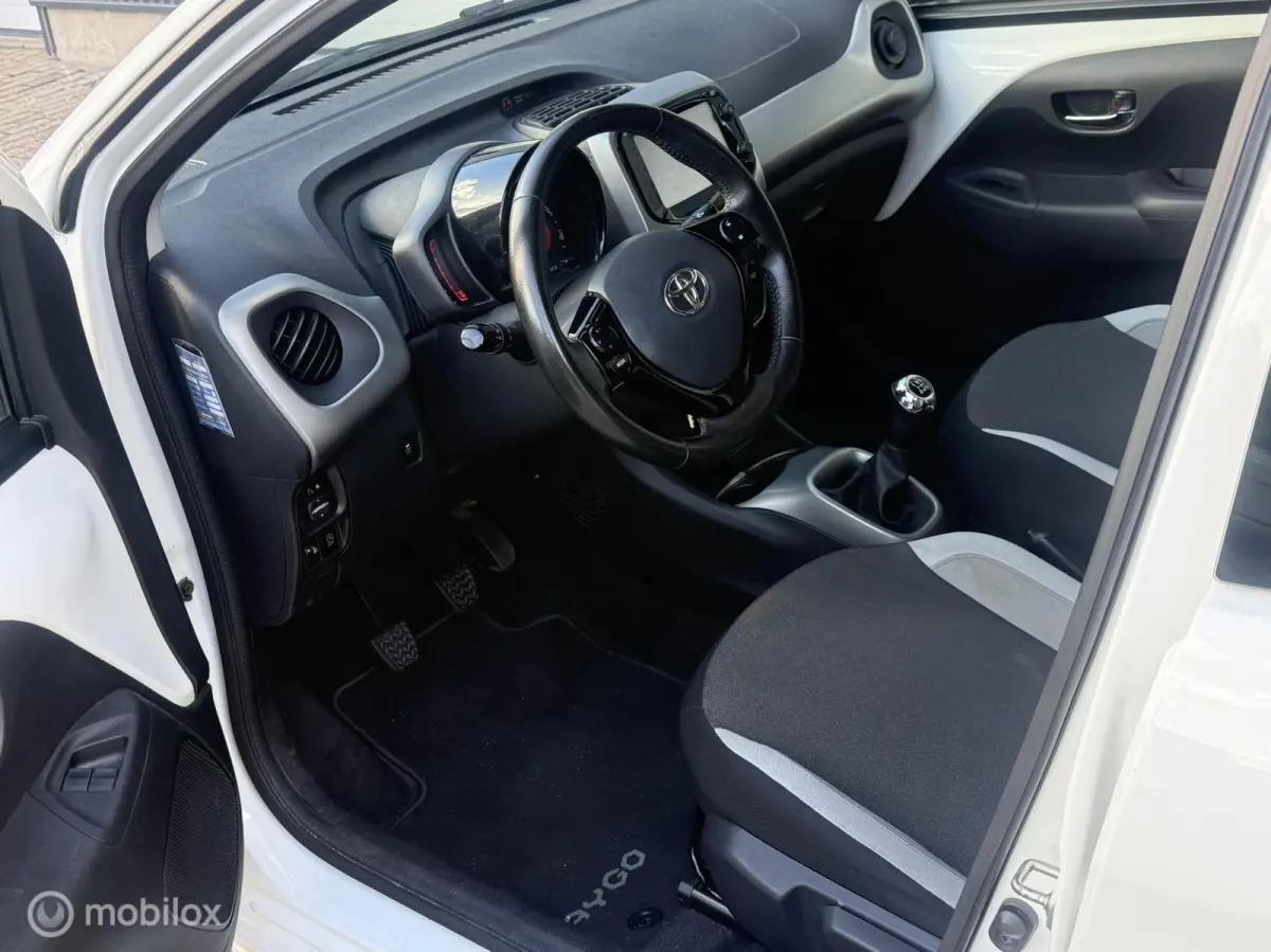 1.0 VVT-i x-sport* Cabrio *Trekhaak*