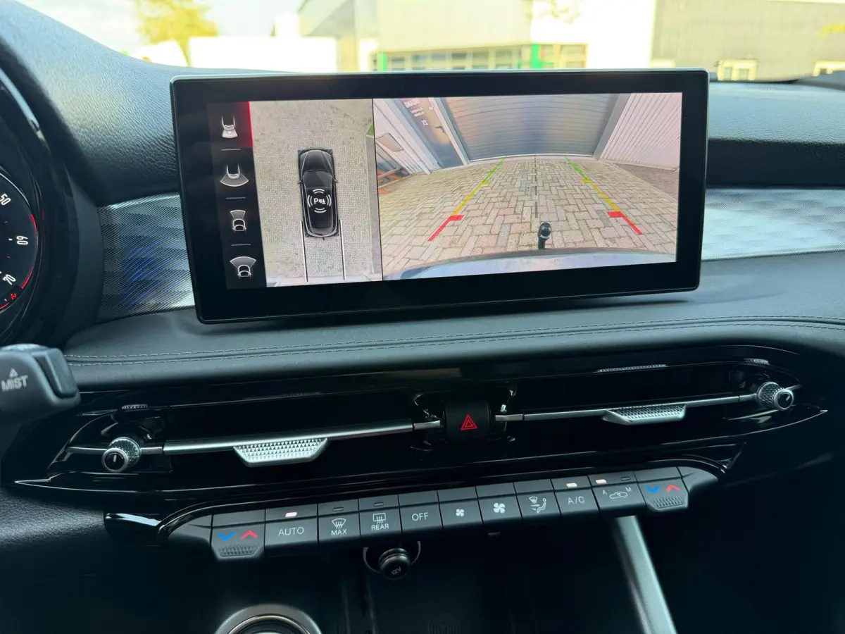 1.5T Hybrid Veloce|TREKHAAK|CAMERA|360"|HARMAN/KARDON