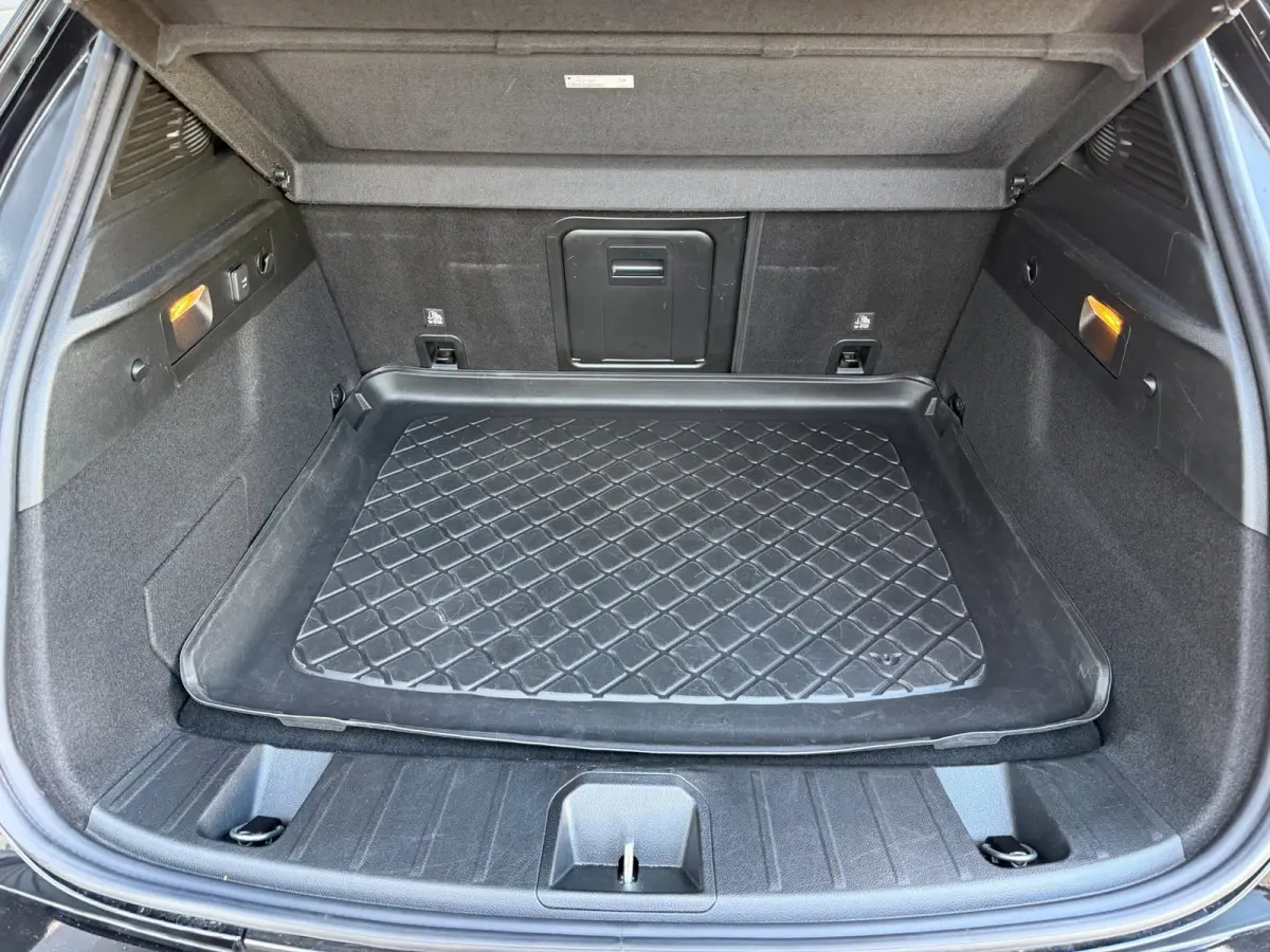 1.5T Hybrid Veloce|TREKHAAK|CAMERA|360"|HARMAN/KARDON