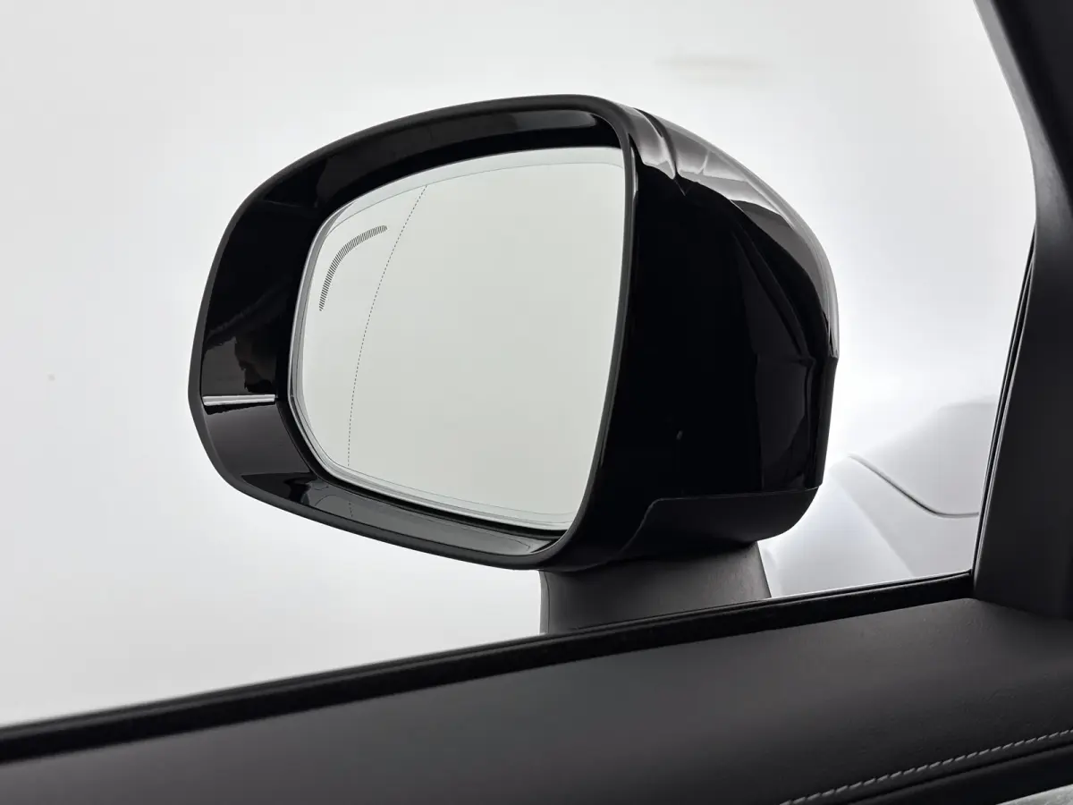 T8 Ultra Excecutive Edition | 22" | Luchtvering | Trekhaak | Getint Glas | Geventileerd Nappa | Massagestoelen | Bowers & Wilkins | Head-Up