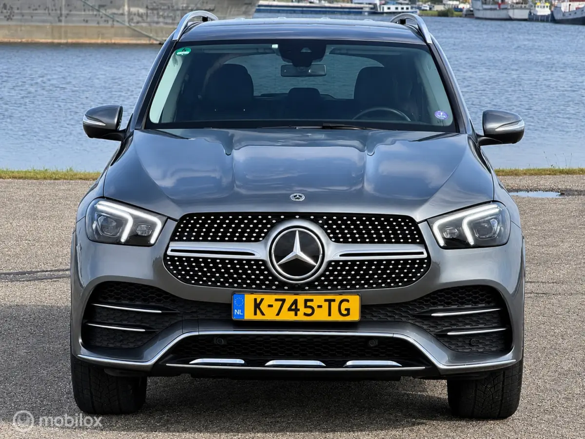 AMG 350 e 4MATIC Premium Plus
