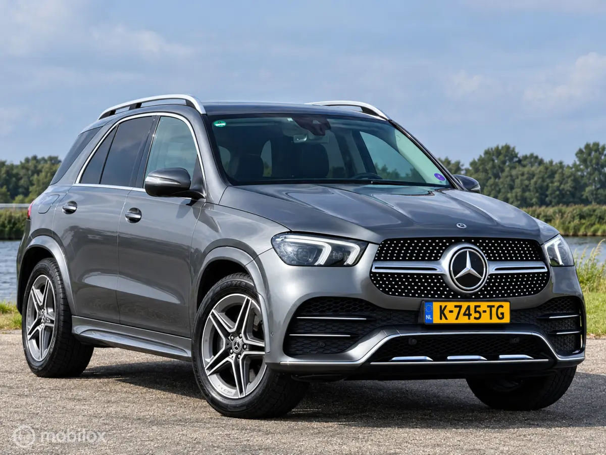 AMG 350 e 4MATIC Premium Plus