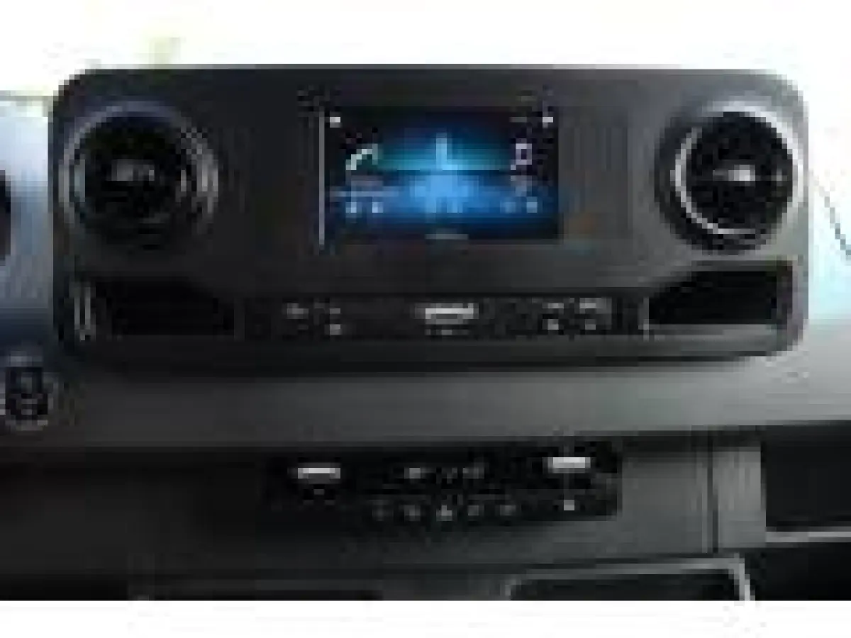317 1.9 CDI L2H2 PB Edition Camera, Cruise, Carplay, Multimedia, Automaat, Geveerde stoel, 190pk, Trekhaak, Uniek!
