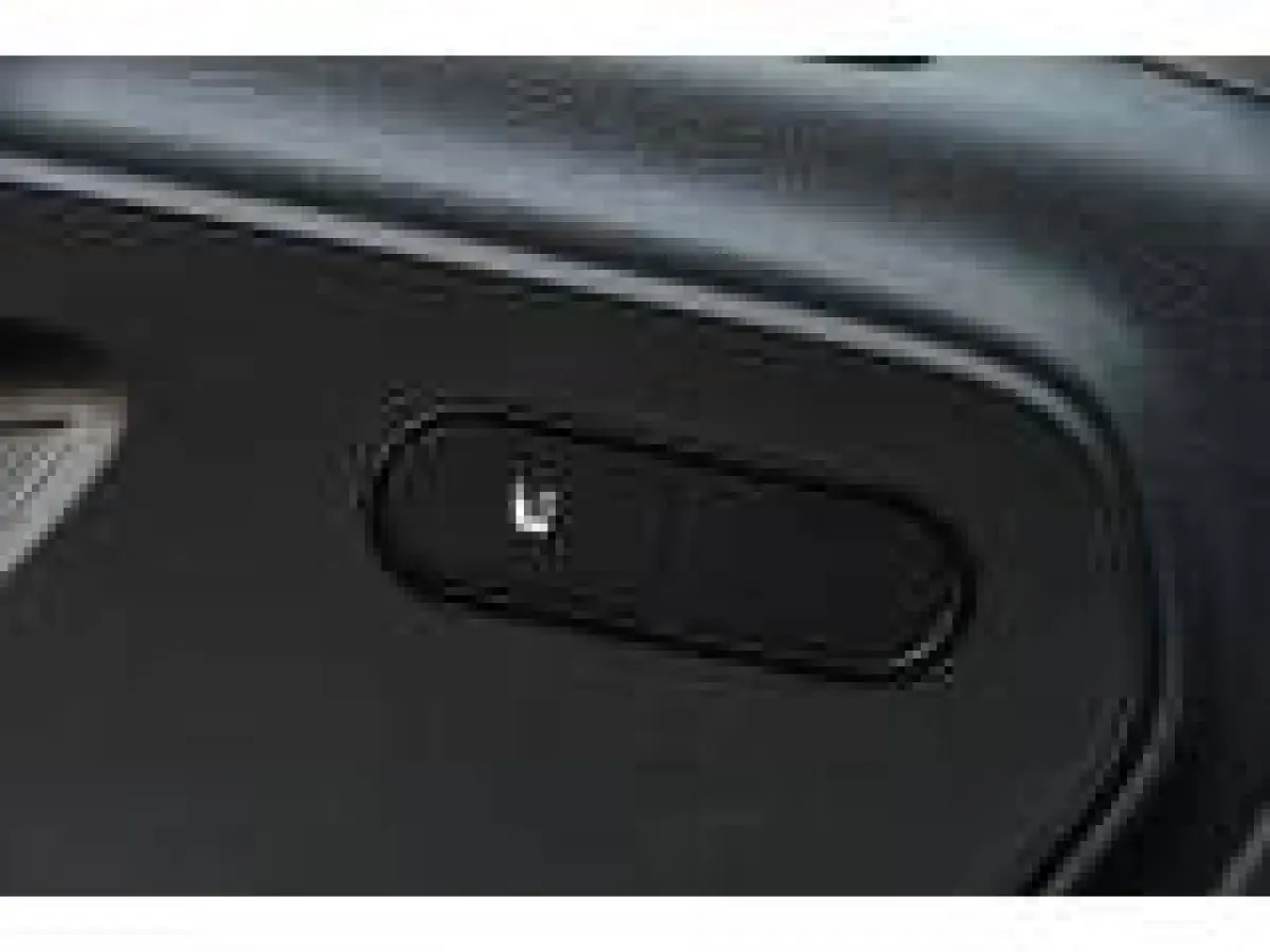 317 1.9 CDI L2H2 PB Edition Camera, Cruise, Carplay, Multimedia, Automaat, Geveerde stoel, 190pk, Trekhaak, Uniek!