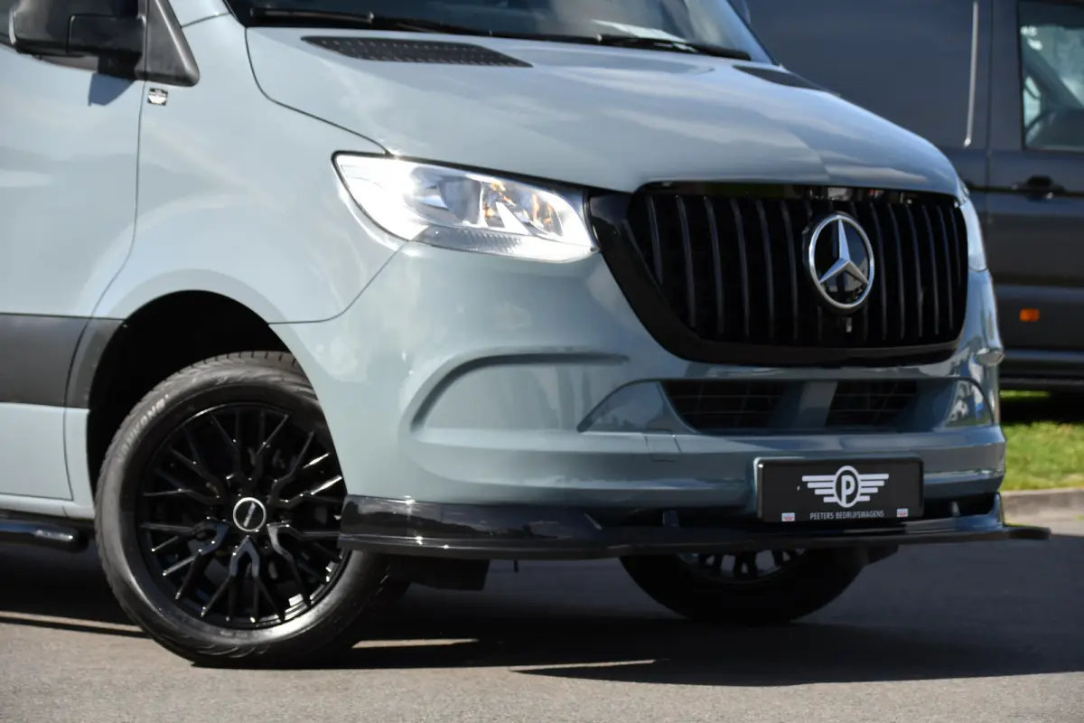 317 1.9 CDI L2H2 PB Edition Camera, Cruise, Carplay, Multimedia, Automaat, Geveerde stoel, 190pk, Trekhaak, Uniek!