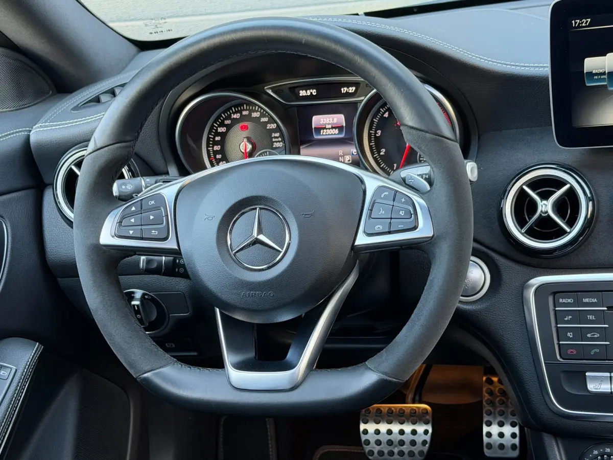200 Prestige|AMG|PANO|TREKHAAK|EDITION ONE|CAMERA|STOEL VERWRM.
