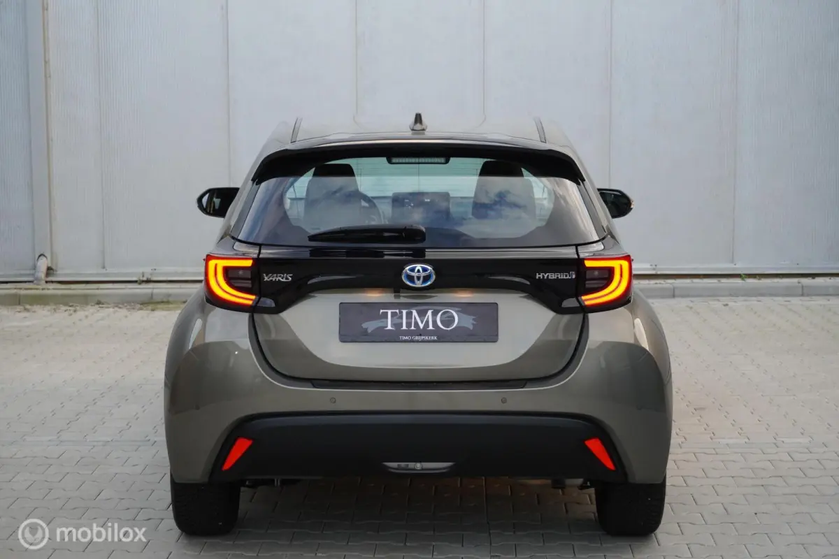 1.5 Hybrid Dynamic 10.577 KM