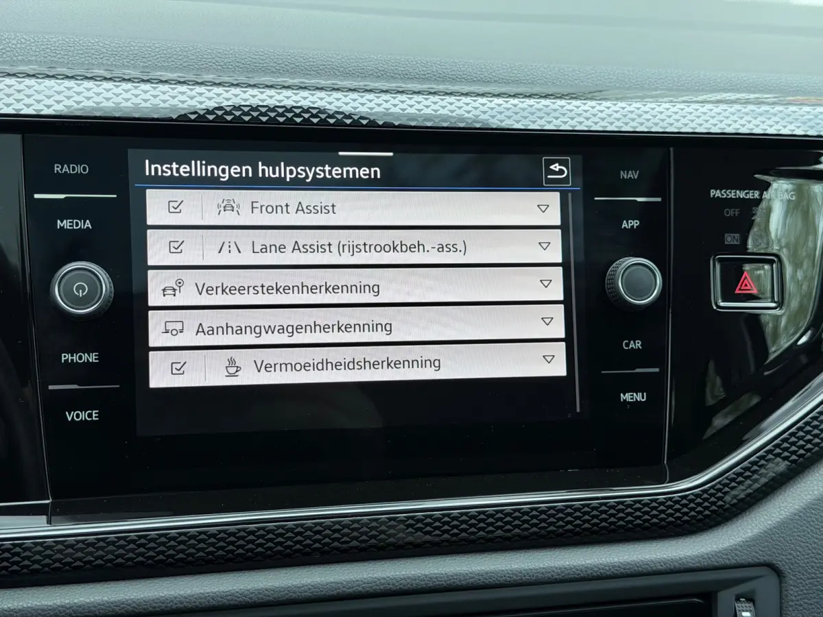 1.0 TSI Pano/Virtual/AppleCar/Led