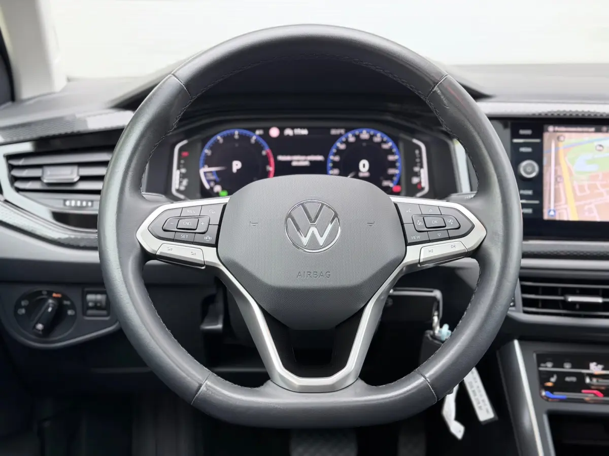 1.0 TSI Pano/Virtual/AppleCar/Led