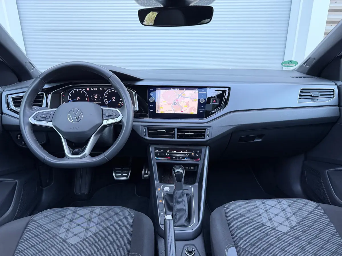 1.5 TSI R-Line Pano/Keyless/Camera