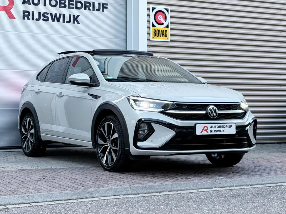 1.5 TSI R-Line Pano/Keyless/Camera